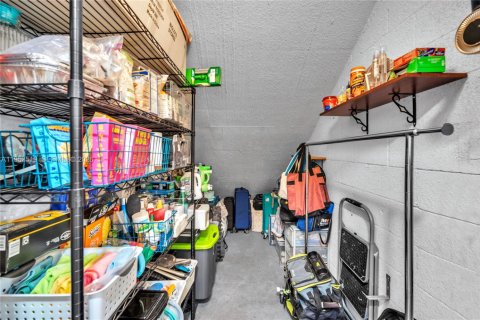 Condominio en venta en Hallandale Beach, Florida, 2 dormitorios, 105.54 m2 № 2008248 - foto 14