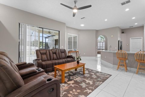House in Lecanto, Florida 3 bedrooms, 176.98 sq.m. № 1879397 - photo 19