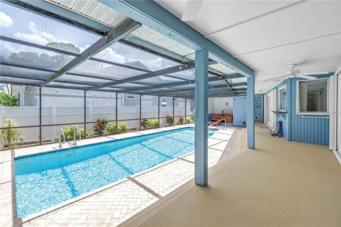 Casa en venta en Clearwater, Florida, 4 dormitorios, 265.7 m2 № 2199897 - foto 2