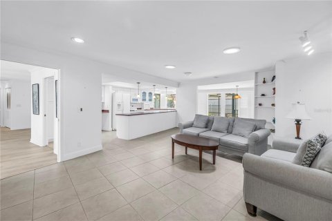 Casa en venta en Clearwater, Florida, 4 dormitorios, 265.7 m2 № 2199897 - foto 26