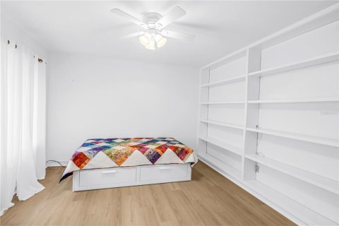 Casa en venta en Clearwater, Florida, 4 dormitorios, 265.7 m2 № 2199897 - foto 10