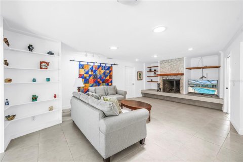 Casa en venta en Clearwater, Florida, 4 dormitorios, 265.7 m2 № 2199897 - foto 24
