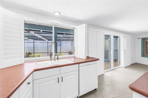 Casa en venta en Clearwater, Florida, 4 dormitorios, 265.7 m2 № 2199897 - foto 20