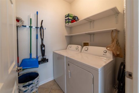 Condominio en alquiler en Orlando, Florida, 1 dormitorio, 81.1 m2 № 2103643 - foto 12