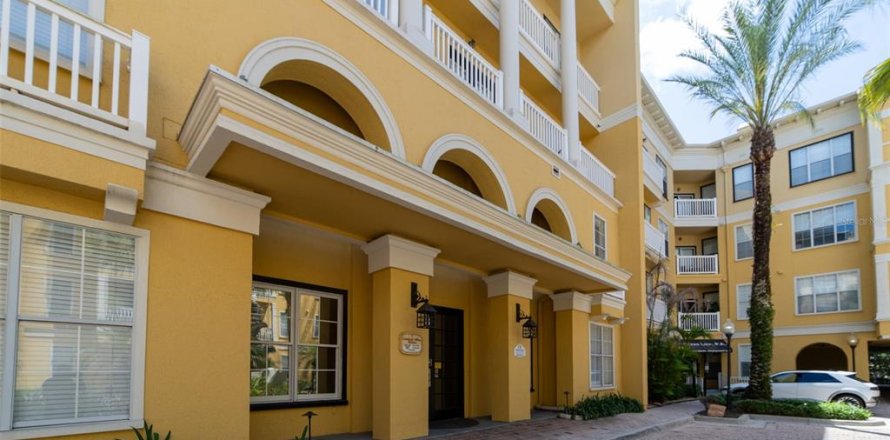 Condominio en Orlando, Florida, 1 dormitorio  № 2103643