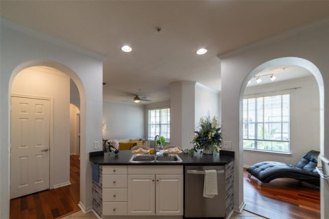 Condominio en alquiler en Orlando, Florida, 1 dormitorio, 81.1 m2 № 2103643 - foto 8