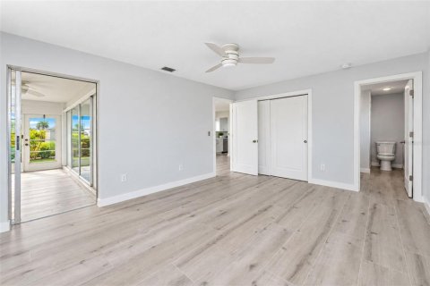 Condo in Nokomis, Florida, 2 bedrooms  № 2396324 - photo 29