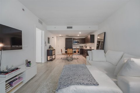 Copropriété à louer à Miami, Floride: 1 chambre, 57.6 m2 № 2026944 - photo 8