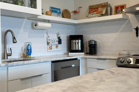 Condominio en venta en Clearwater, Florida, 1 dormitorio, 72 m2 № 1919120 - foto 5