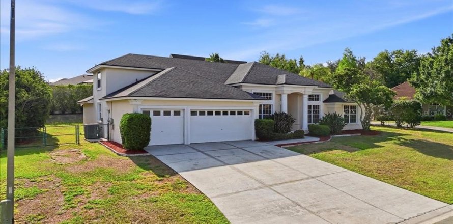 Casa en Lakeland, Florida 5 dormitorios, 255.11 m2 № 2151636