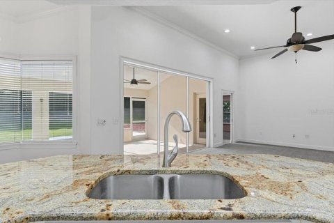 Casa en venta en Lakeland, Florida, 5 dormitorios, 255.11 m2 № 2151636 - foto 10
