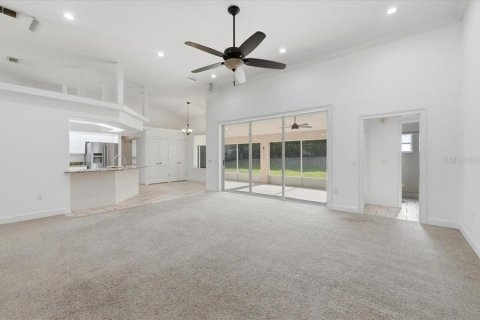 Casa en venta en Lakeland, Florida, 5 dormitorios, 255.11 m2 № 2151636 - foto 6