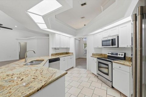 Casa en venta en Lakeland, Florida, 5 dormitorios, 255.11 m2 № 2151636 - foto 13