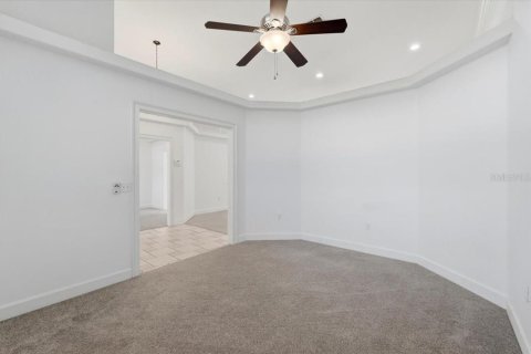 Casa en venta en Lakeland, Florida, 5 dormitorios, 255.11 m2 № 2151636 - foto 25