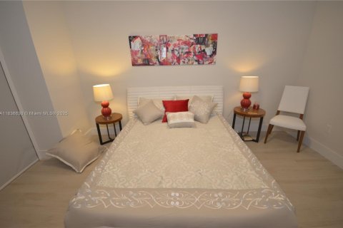 Condo in North Miami Beach, Florida, 2 bedrooms  № 1821818 - photo 25