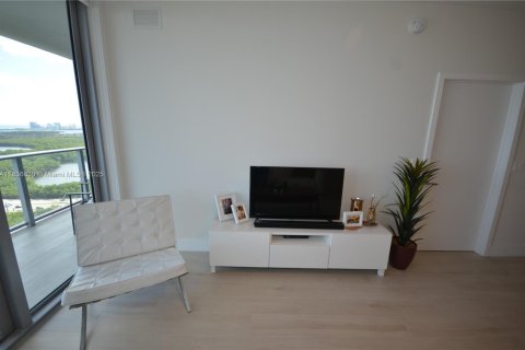 Condo in North Miami Beach, Florida, 2 bedrooms  № 1821818 - photo 22