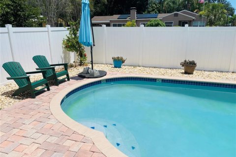 Villa ou maison à vendre à Gulfport, Floride: 5 chambres, 249.16 m2 № 2415060 - photo 6