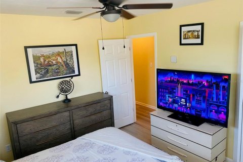 Villa ou maison à vendre à Gulfport, Floride: 5 chambres, 249.16 m2 № 2415060 - photo 22