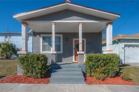 Villa ou maison à Tampa, Floride 4 chambres, 154.4 m2 № 2110823