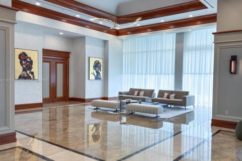 Condo in Sunny Isles Beach, Florida, 2 bedrooms  № 2015235 - photo 7