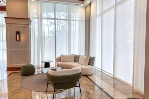 Condo in Sunny Isles Beach, Florida, 2 bedrooms  № 2015235 - photo 8