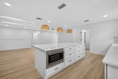 Villa ou maison à vendre à Port St. Lucie, Floride: 4 chambres, 194.07 m2 № 1927770 - photo 18