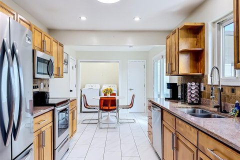 Villa ou maison à vendre à Sarasota, Floride: 3 chambres, 134.15 m2 № 2416522 - photo 15