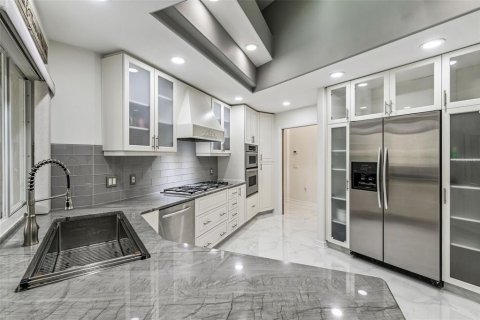 Casa en venta en Tarpon Springs, Florida, 4 dormitorios, 348.94 m2 № 2236178 - foto 14