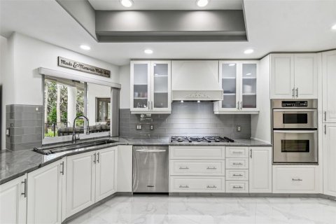 Casa en venta en Tarpon Springs, Florida, 4 dormitorios, 348.94 m2 № 2236178 - foto 16