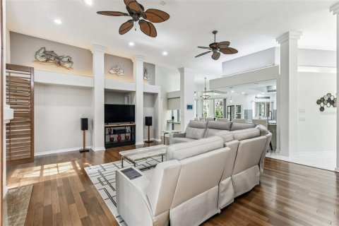 Casa en venta en Tarpon Springs, Florida, 4 dormitorios, 348.94 m2 № 2236178 - foto 24