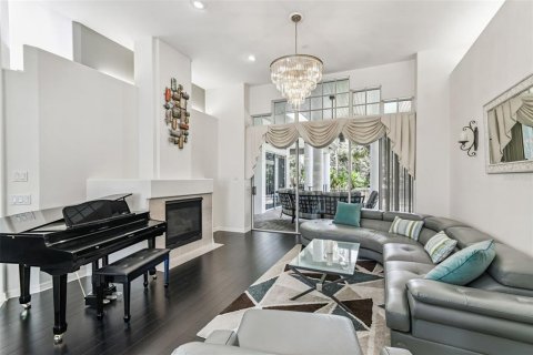 Casa en venta en Tarpon Springs, Florida, 4 dormitorios, 348.94 m2 № 2236178 - foto 9
