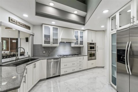 Casa en venta en Tarpon Springs, Florida, 4 dormitorios, 348.94 m2 № 2236178 - foto 15