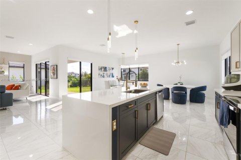 Casa en venta en Ave Maria, Florida, 4 dormitorios № 1927610 - foto 8