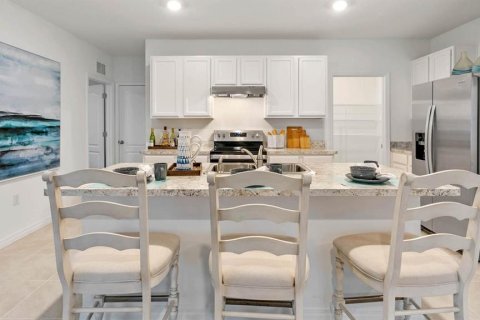 Casa en venta en Winter Haven, Florida, 5 dormitorios, 227.33 m2 № 1688314 - foto 6