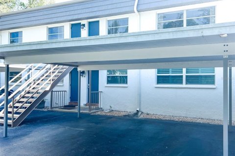 Condo in Sarasota, Florida, 2 bedrooms  № 1906881 - photo 16