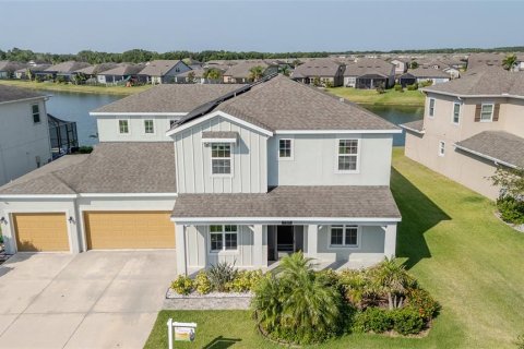 House in Wesley Chapel, Florida 4 bedrooms, 341.69 sq.m. № 1557179 - photo 4