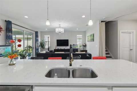 House in Wesley Chapel, Florida 4 bedrooms, 341.69 sq.m. № 1557179 - photo 11