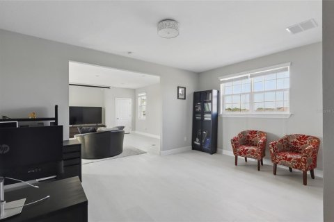 House in Wesley Chapel, Florida 4 bedrooms, 341.69 sq.m. № 1557179 - photo 28