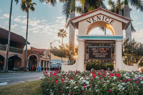 Villa ou maison à vendre à Venice, Floride: 2 chambres, 124.02 m2 № 1843104 - photo 14