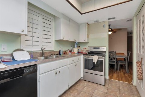 Villa ou maison à vendre à Largo, Floride: 2 chambres, 97.83 m2 № 1857945 - photo 29