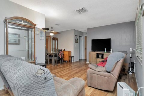 Villa ou maison à vendre à Largo, Floride: 2 chambres, 97.83 m2 № 1857945 - photo 22