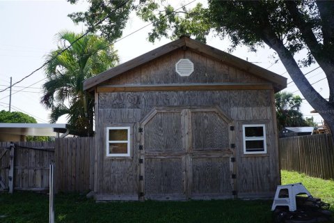 Villa ou maison à vendre à Largo, Floride: 2 chambres, 97.83 m2 № 1857945 - photo 14