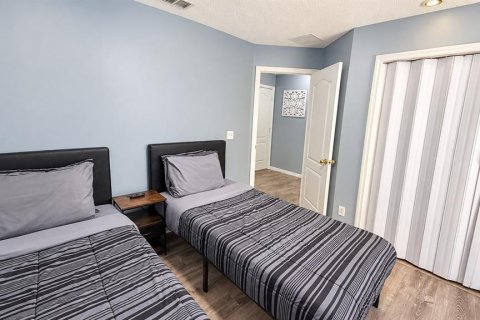 House in Davenport, Florida 4 bedrooms, 154.68 sq.m. № 2421852 - photo 27