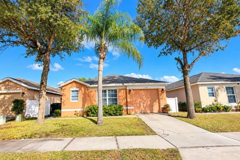 House in Davenport, Florida 4 bedrooms, 154.68 sq.m. № 2421852 - photo 28