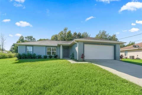 House in Ocala, Florida 3 bedrooms, 188.96 sq.m. № 1679663 - photo 1