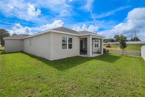 House in Tavares, Florida 4 bedrooms, 190.54 sq.m. № 1757864 - photo 22