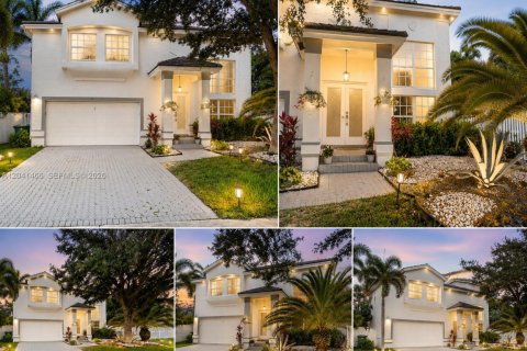 House in Weston, Florida 5 bedrooms, 257.06 sq.m. № 2184308