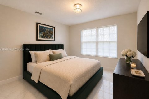House in Weston, Florida 5 bedrooms, 257.06 sq.m. № 2184308 - photo 19