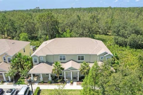 Adosado en alquiler en Clermont, Florida, 3 dormitorios, 139.45 m2 № 1873554 - foto 2