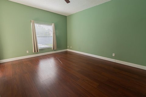 Villa ou maison à vendre à Port St. Lucie, Floride: 4 chambres, 207.64 m2 № 2351120 - photo 14